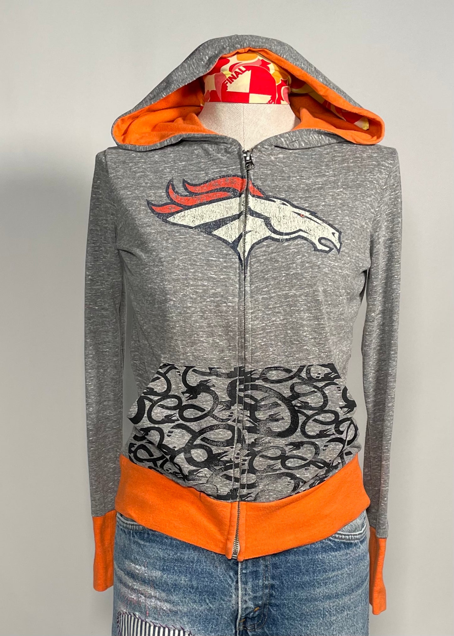 1990's 50% Cotton / Polyester Bronco's zip front hoodie