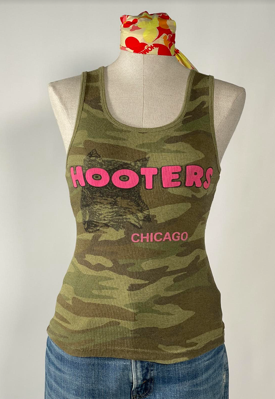 1990's Camo Hooters 50% Cotton / Polyester Rib Hooters Camo Tank